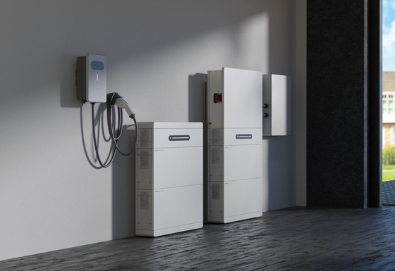 15kW Drei-Phasen-Hybrid-Wechselrichter Dual MPPT 20kVA EPS Backup 180-650V Batterie IP65